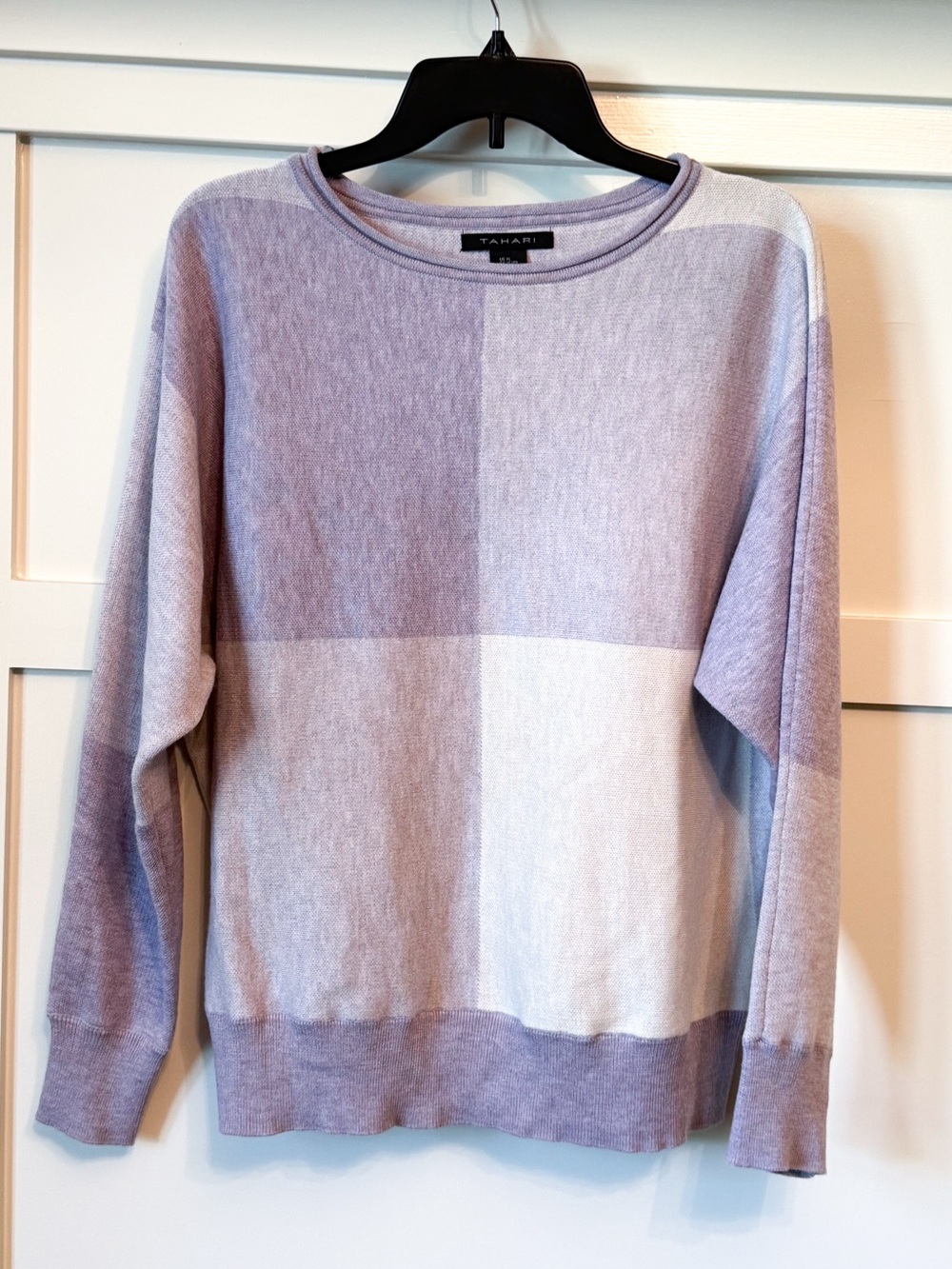 Tahari NWT XL Colorblock Lightweight Knit Sweater Lavender Gray Soft Pullover
